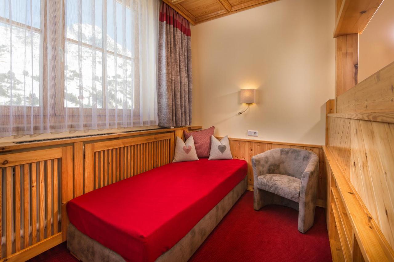 אוברטאורן Hotel Garni Haus Tyrol מראה חיצוני תמונה