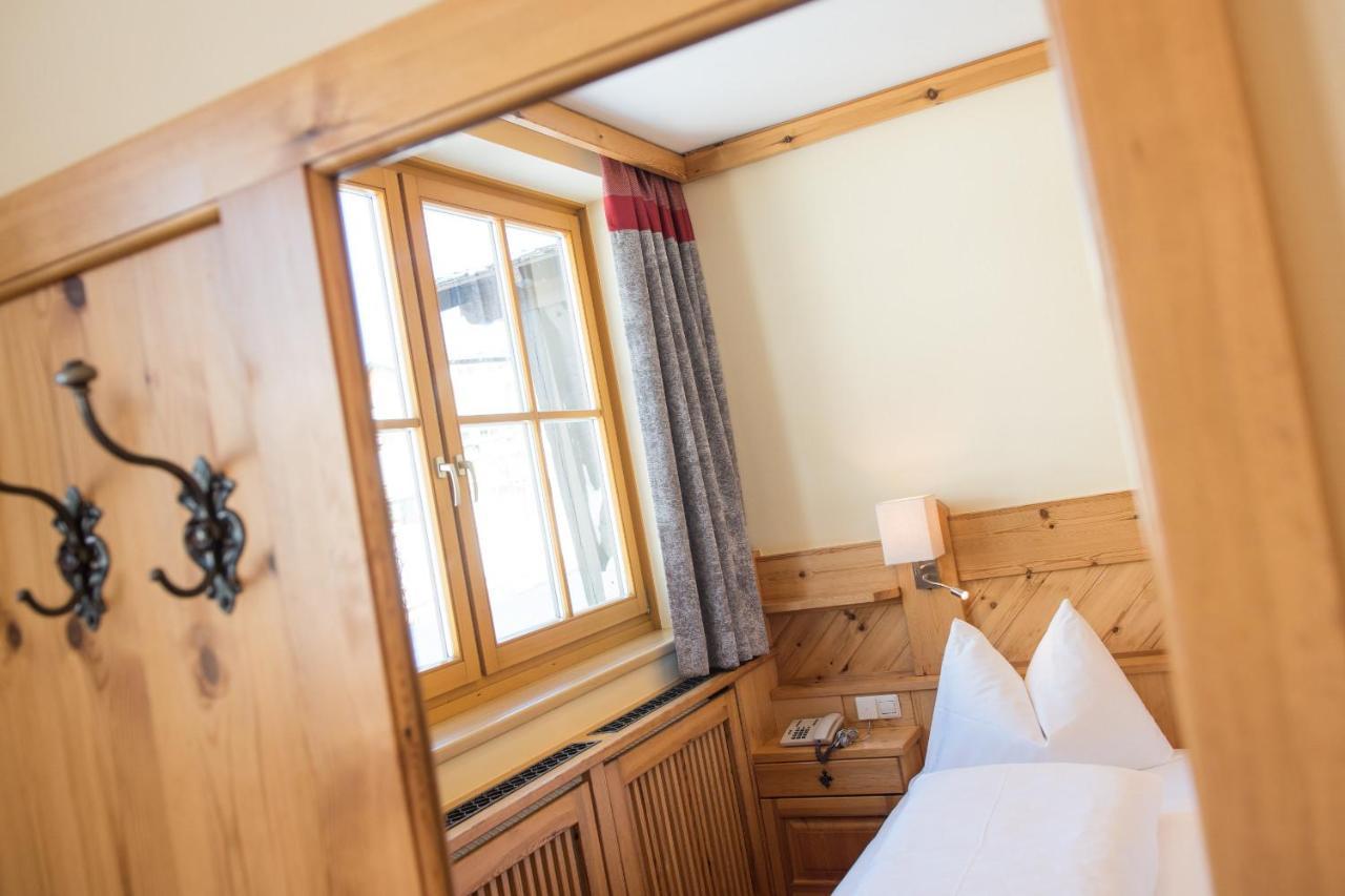 אוברטאורן Hotel Garni Haus Tyrol מראה חיצוני תמונה