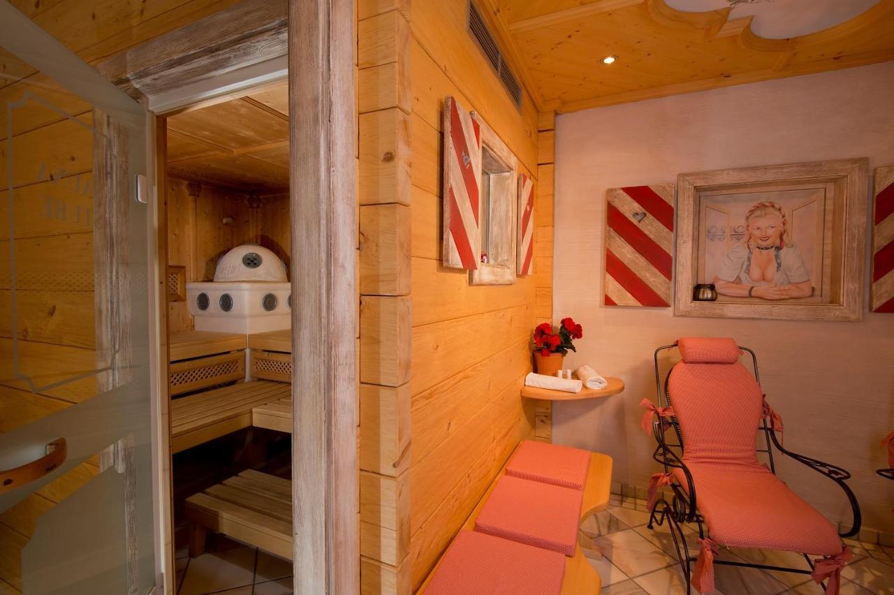 אוברטאורן Hotel Garni Haus Tyrol מראה חיצוני תמונה