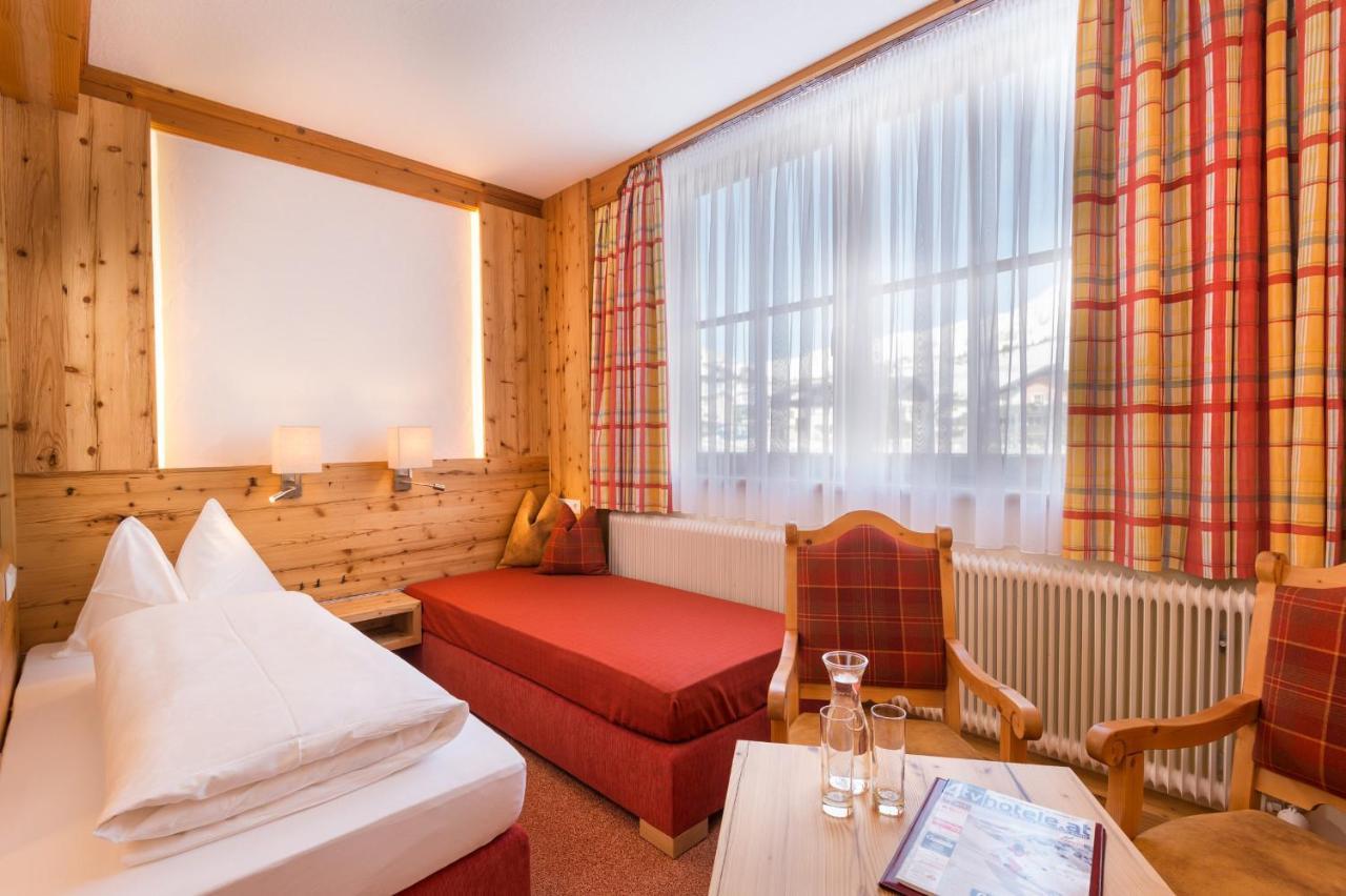 אוברטאורן Hotel Garni Haus Tyrol מראה חיצוני תמונה
