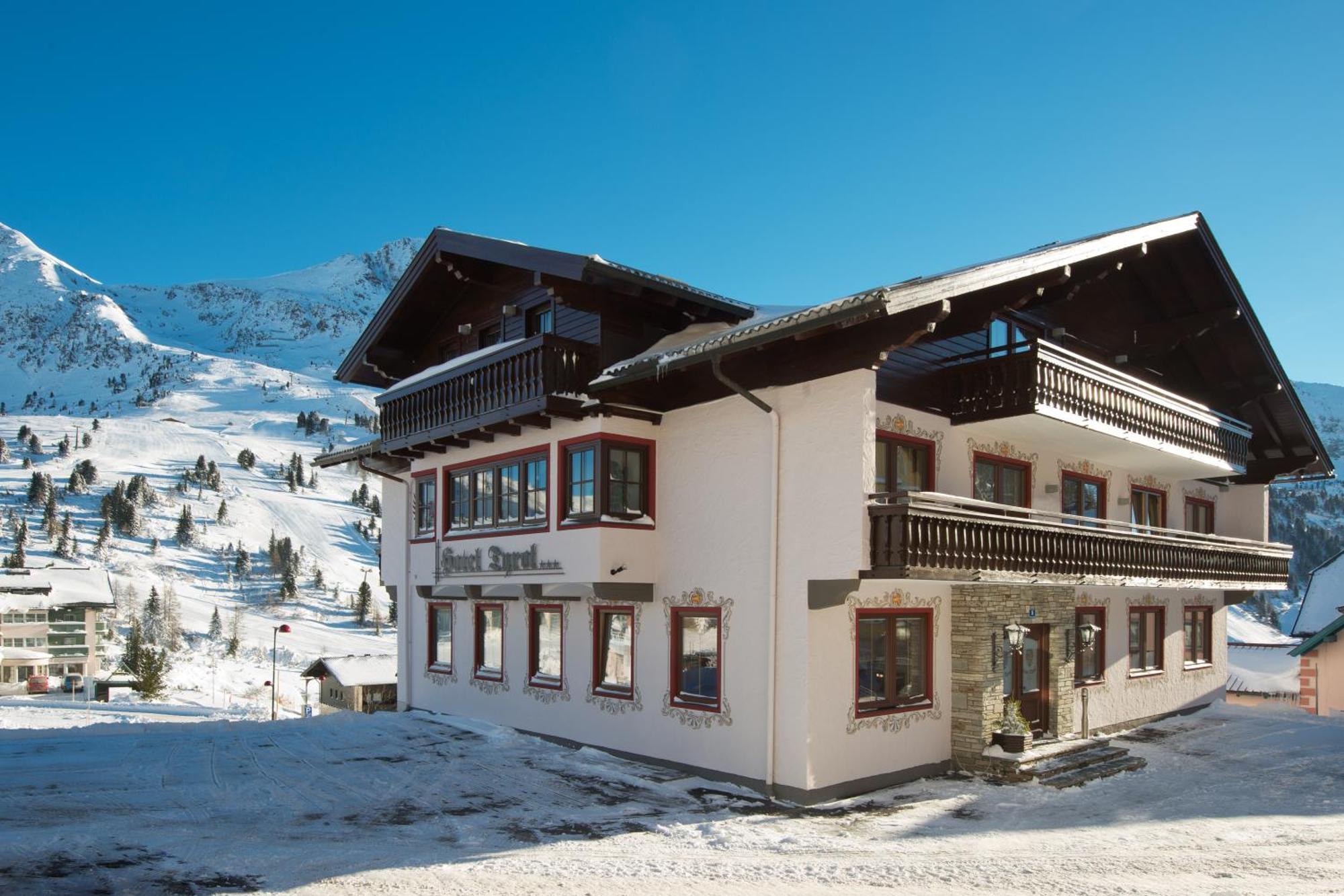 אוברטאורן Hotel Garni Haus Tyrol מראה חיצוני תמונה